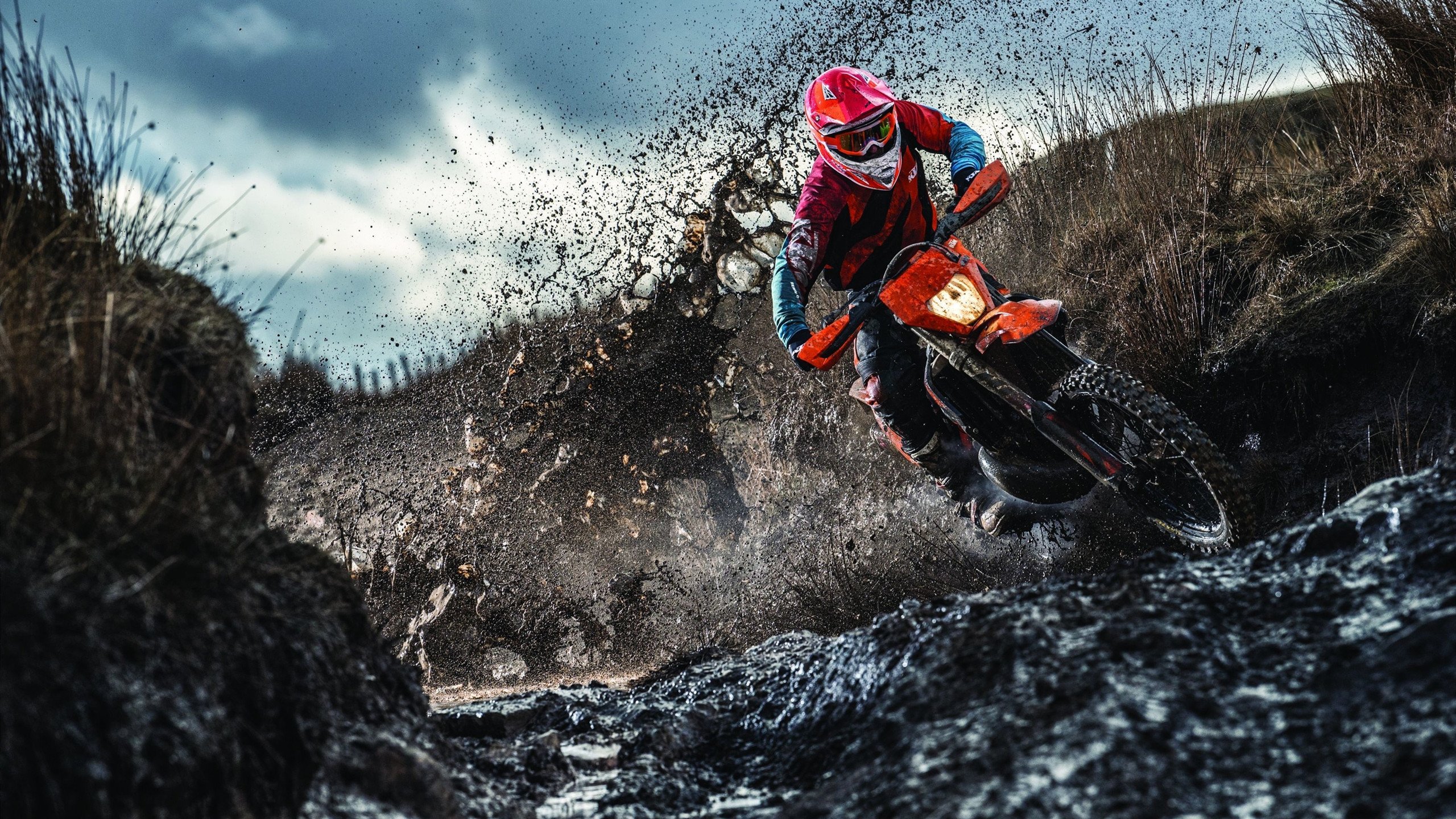 北欧风暴逆转三狮军团，王皓一己之力统治全场—那场让世界瞠目的绿茵奇迹